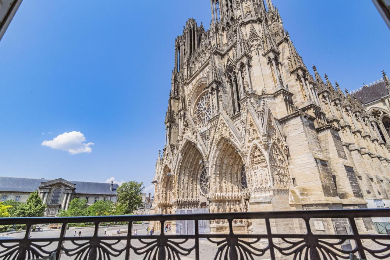 Апартаменты Au Pied De La Cathedrale #Vuemagique Реймс Экстерьер фото
